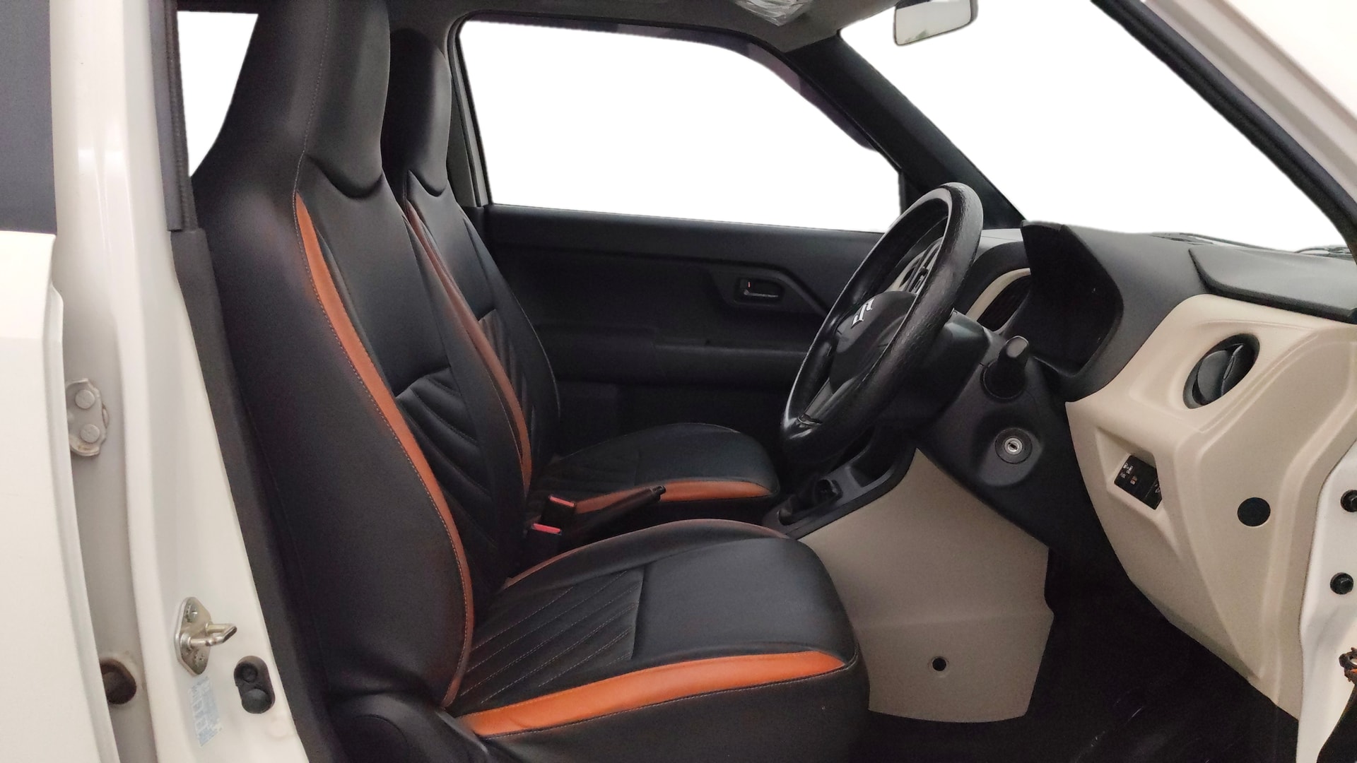 View 2019 Maruti Suzuki 1000 Base Variant Image 26 Used 2019 Maruti Suzuki 1000 Base Variant Image 26