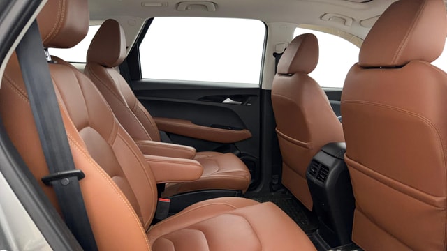 View MG Hector Plus Image 38 Used MG Hector Plus Image 38