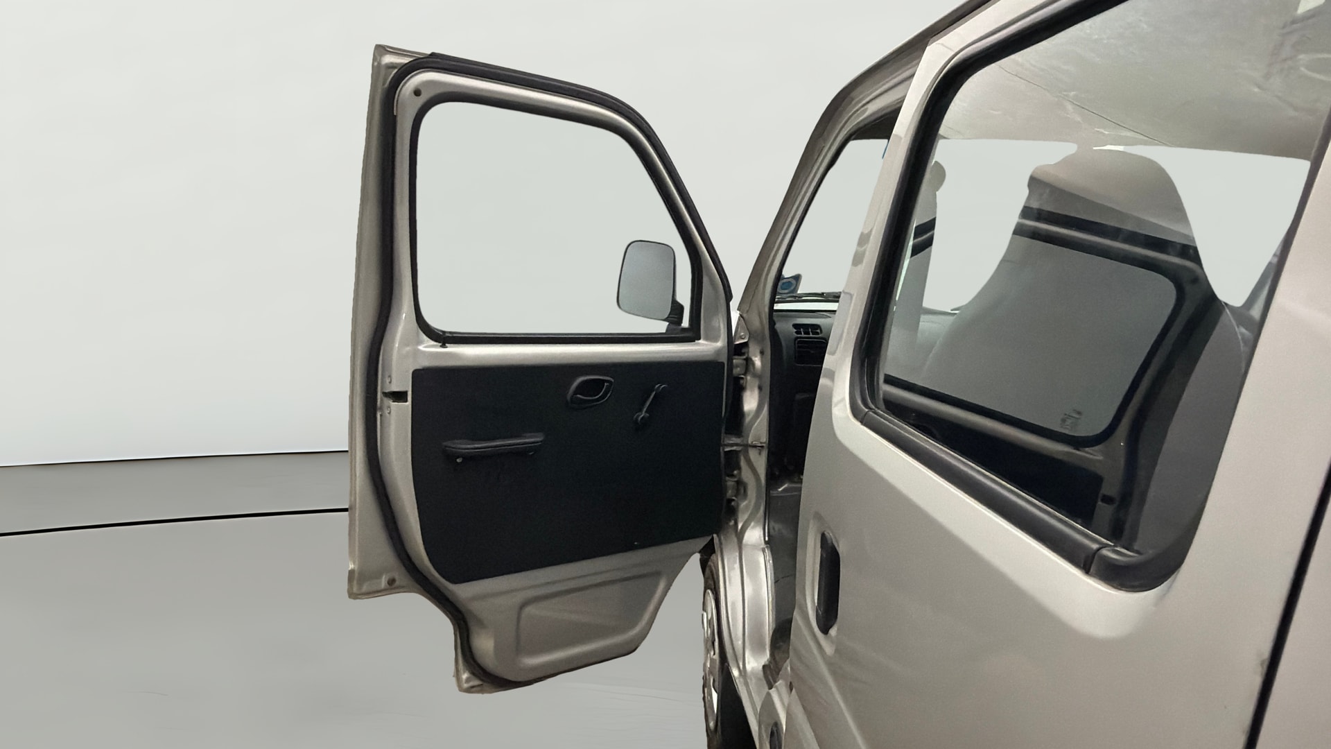 View 2024 Maruti Suzuki 1000 Base Variant Image 30 Used 2024 Maruti Suzuki 1000 Base Variant Image 30