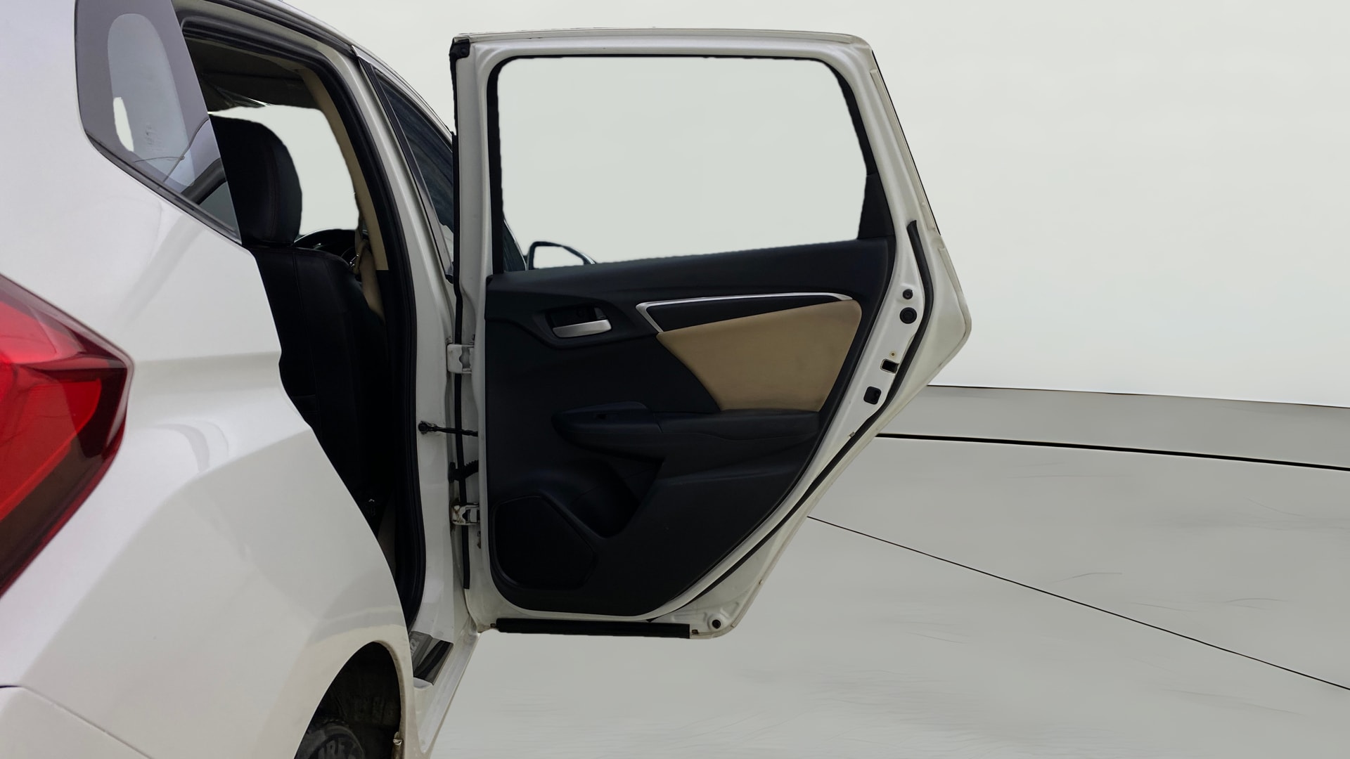 View 2019 Honda Jazz E MT Diesel Image 6 Used 2019 Honda Jazz E MT Diesel Image 6