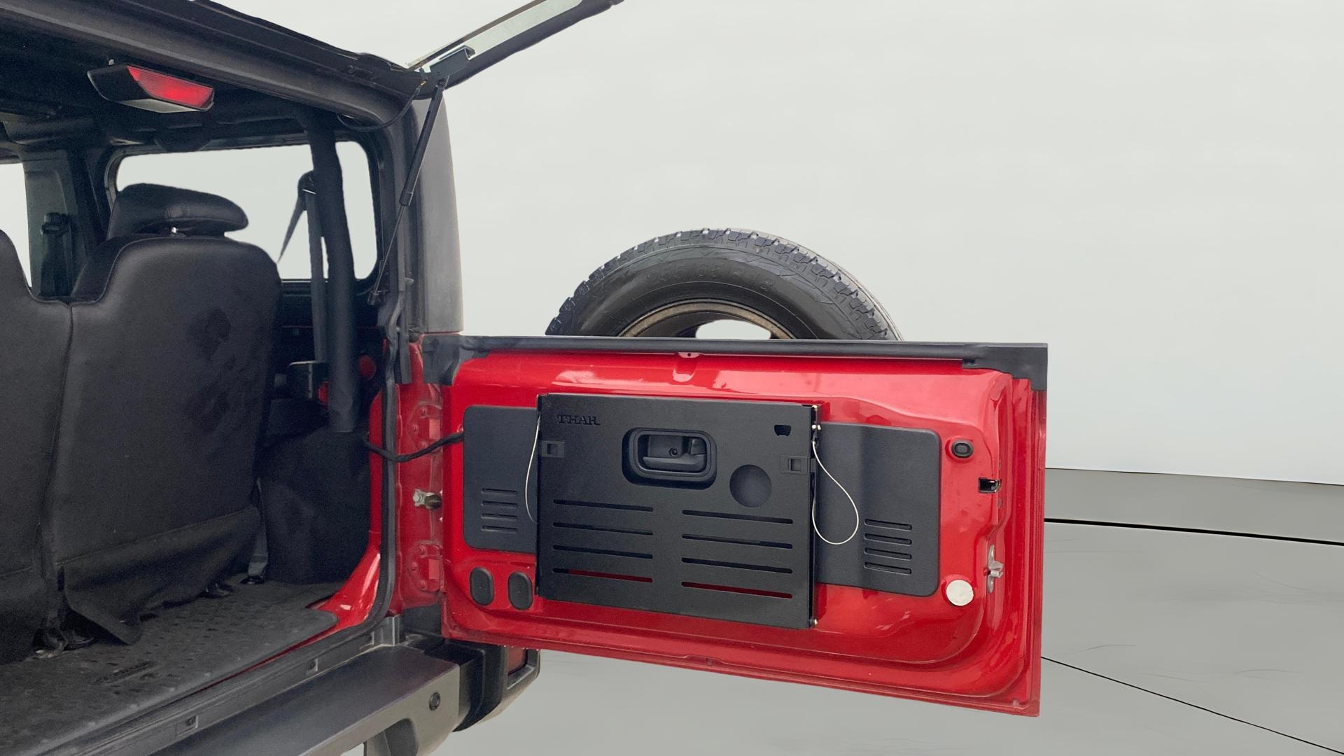 View 2022 Mahindra Thar AX Standard Manual Soft Top 6 Seater Image 16 Used 2022 Mahindra Thar AX Standard Manual Soft Top 6 Seater Image 16
