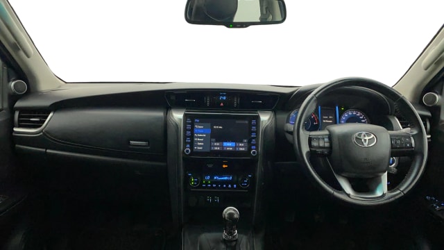 View Toyota Fortuner Image 17 Used Toyota Fortuner Image 17