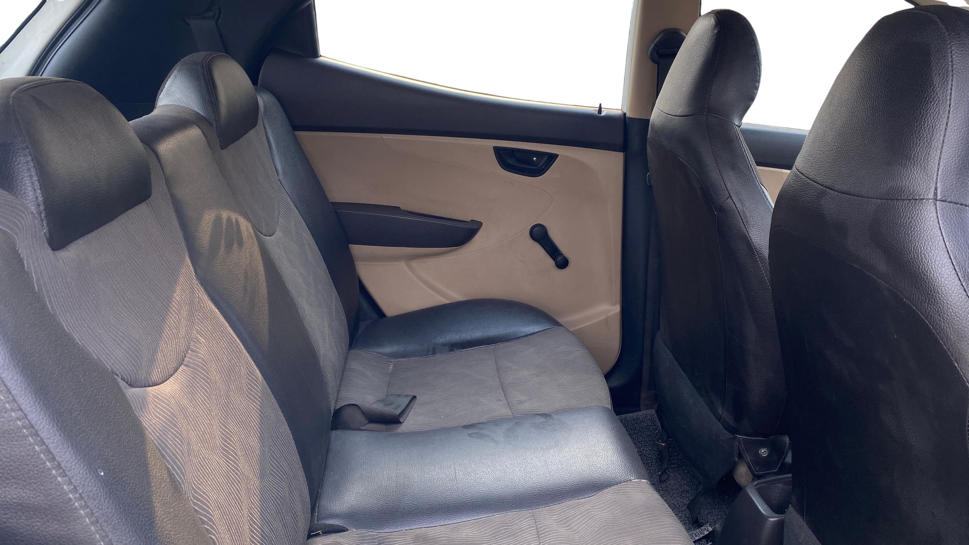 View 2013 Hyundai EON Era Plus Image 28 Used 2013 Hyundai EON Era Plus Image 28