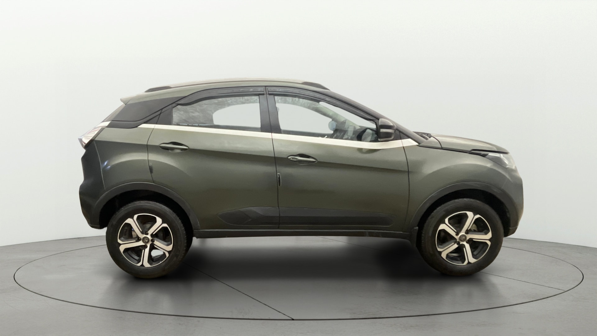 View 2021 Tata Nexon Revotron XE Image 28 Used 2021 Tata Nexon Revotron XE Image 28