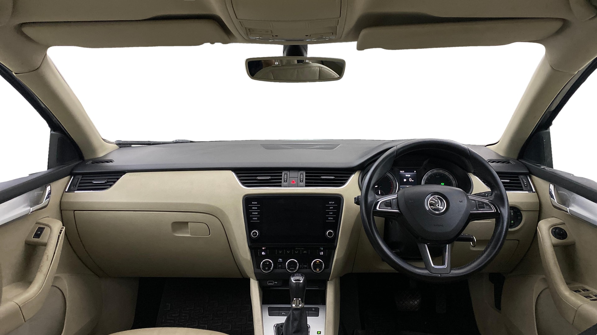 View 2018 Skoda Octavia 1.8 Style TSI AT Image 15 Used 2018 Skoda Octavia 1.8 Style TSI AT Image 15