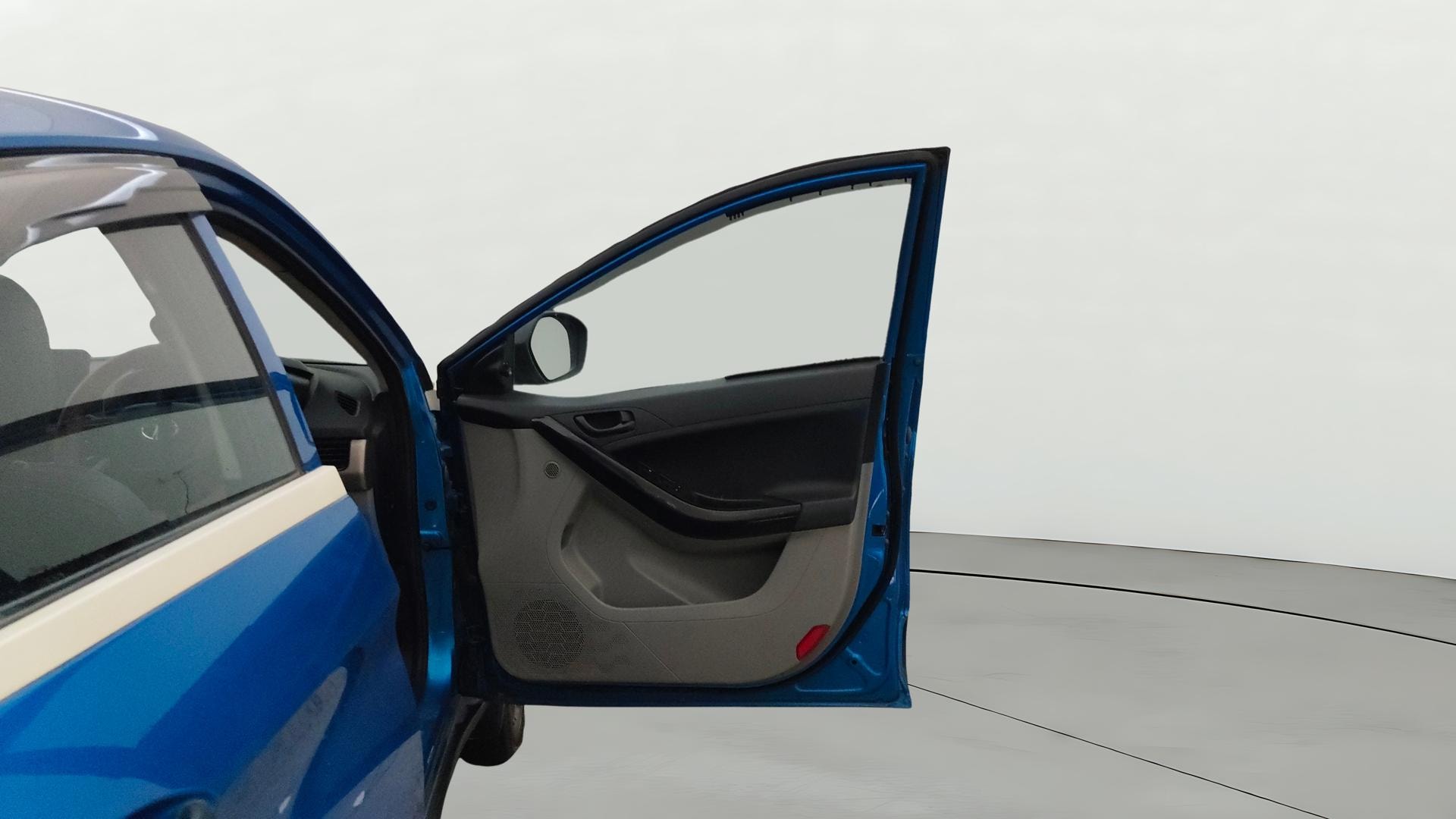 View 2020 Tata Nexon Revotron XM Image 44 Used 2020 Tata Nexon Revotron XM Image 44