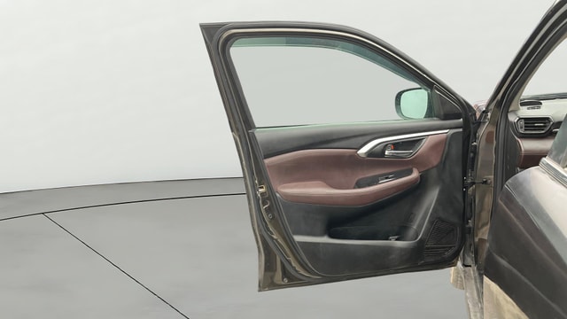 View Maruti Suzuki 1000 Image 39 Used Maruti Suzuki 1000 Image 39
