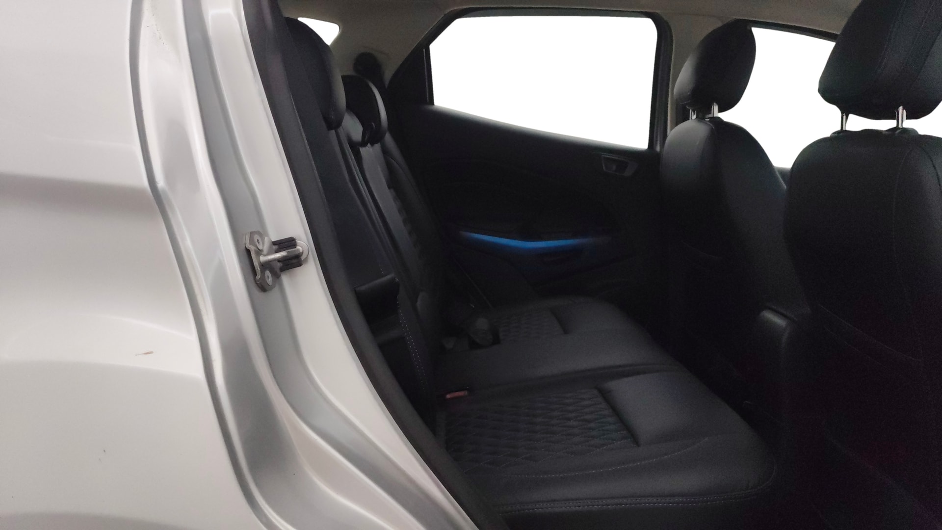 View 2019 Ford EcoSport 1.5 TDCi Diesel Ambiente BS IV Image 30 Used 2019 Ford EcoSport 1.5 TDCi Diesel Ambiente BS IV Image 30