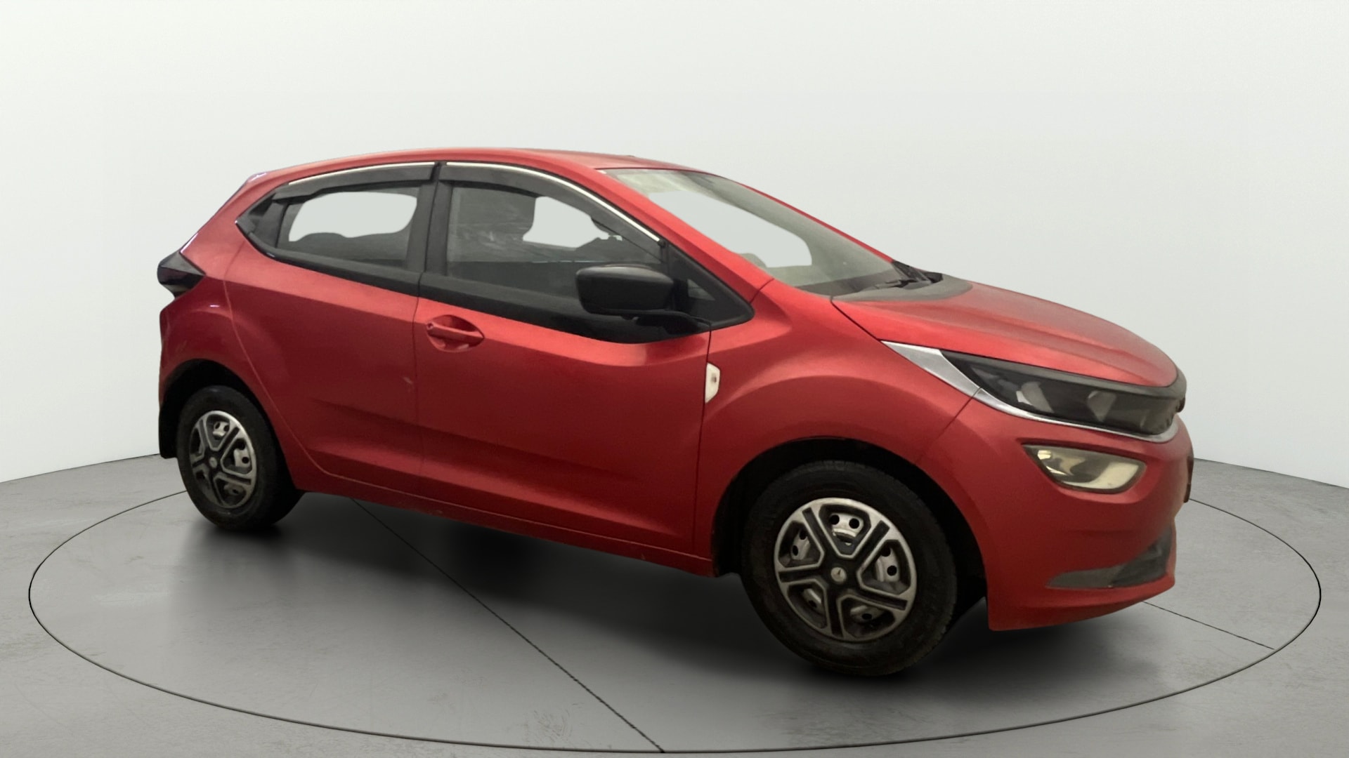 View 2020 Tata Altroz XE Petrol Image 21 Used 2020 Tata Altroz XE Petrol Image 21