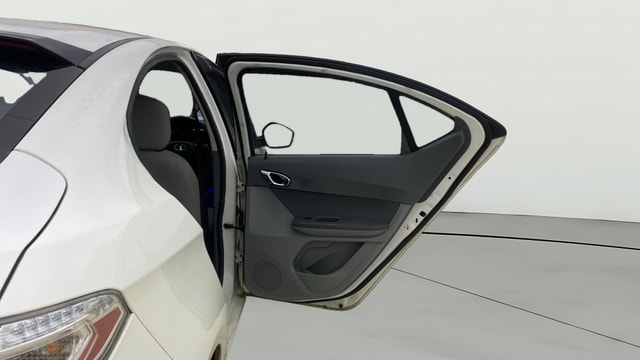 View Tata Tigor Image 7 Used Tata Tigor Image 7