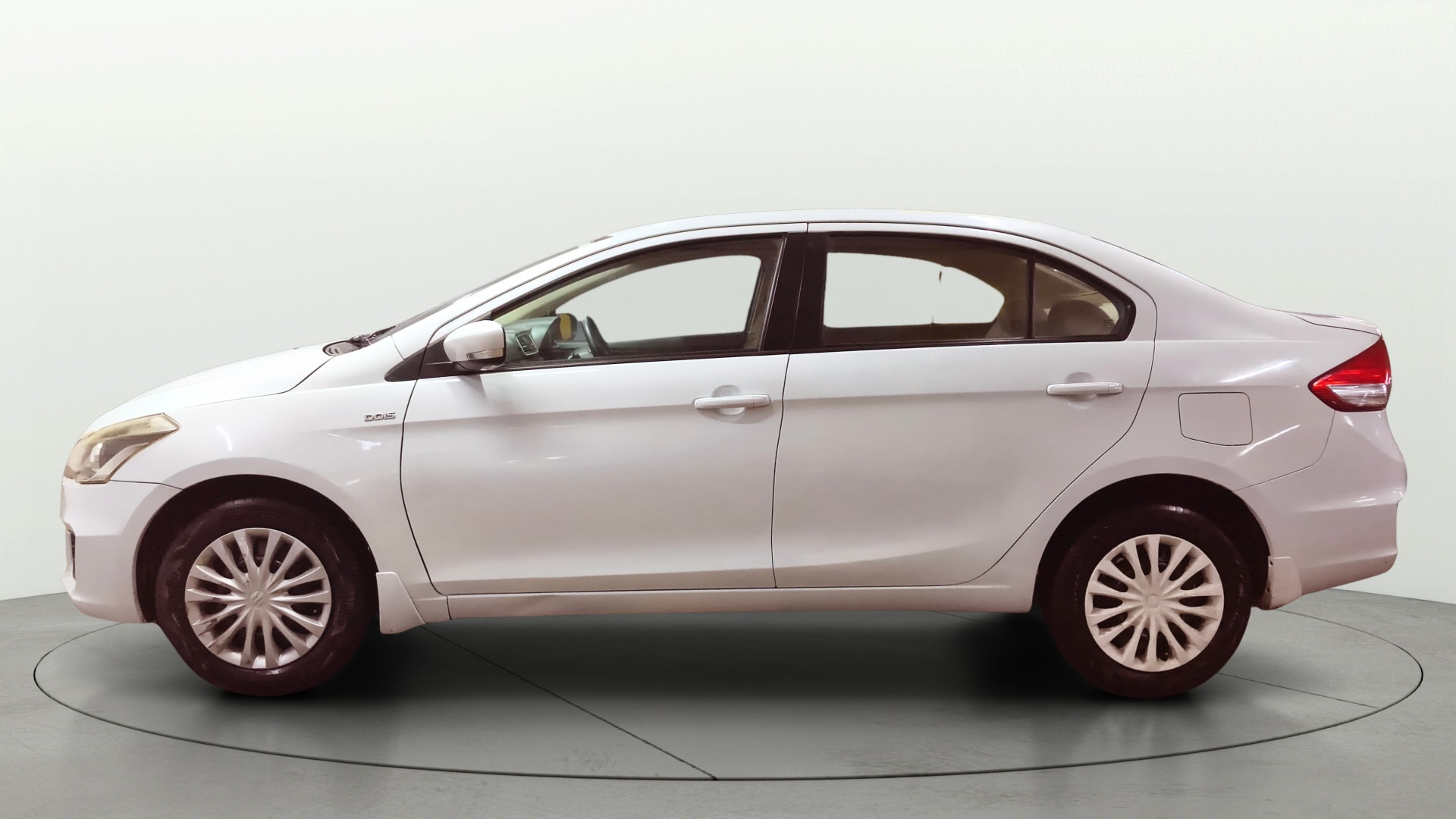 View 2017 Maruti Suzuki 1000 Base Variant Image 5 Used 2017 Maruti Suzuki 1000 Base Variant Image 5