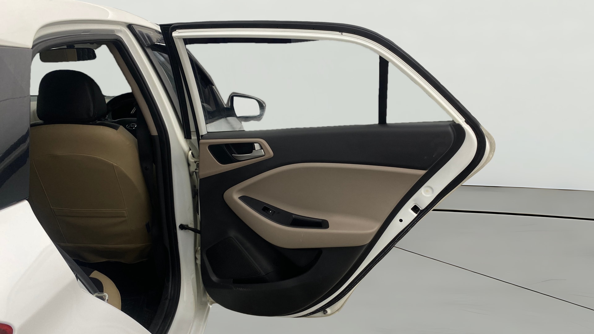 View 2019 Hyundai Elite i20 1.2 Sportz Plus Petrol Image 7 Used 2019 Hyundai Elite i20 1.2 Sportz Plus Petrol Image 7