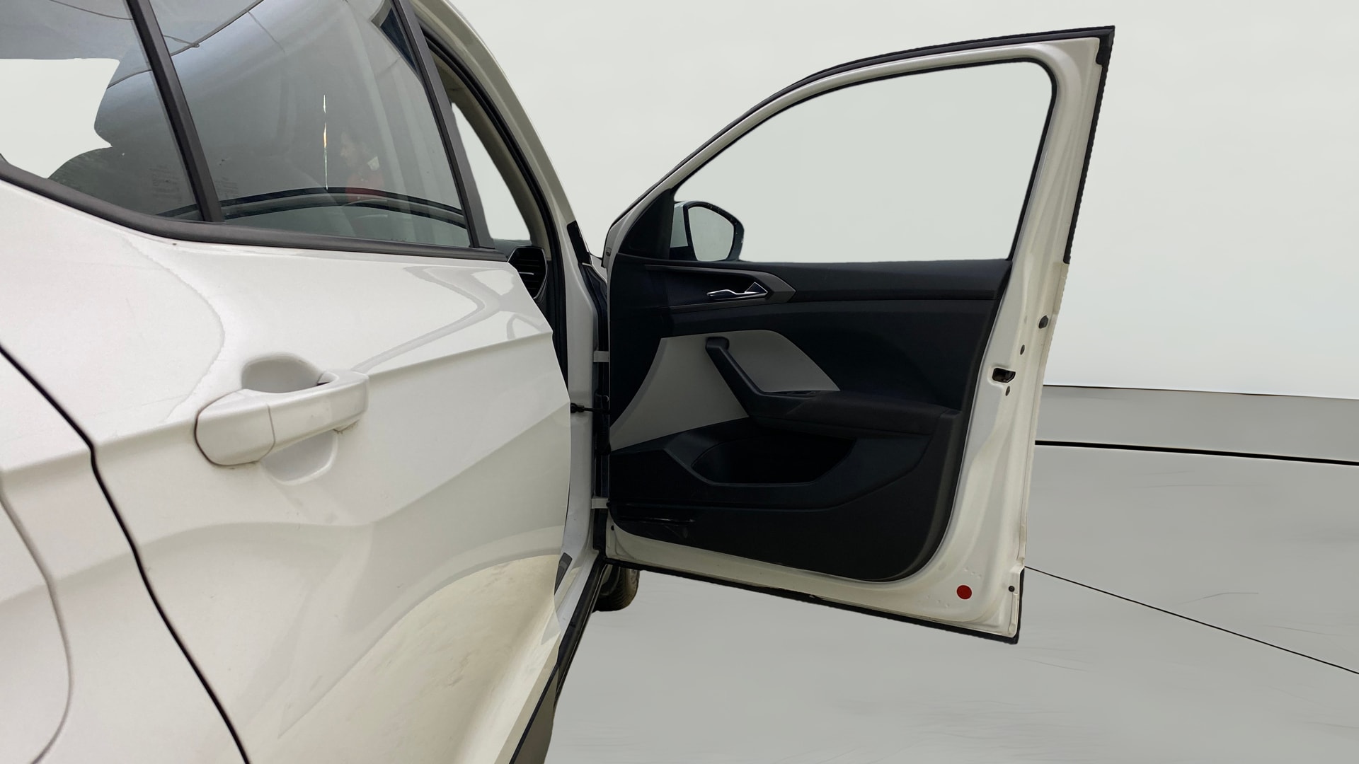 View 2023 Skoda Kushaq Ambition 1.0 TSI MT Image 45 Used 2023 Skoda Kushaq Ambition 1.0 TSI MT Image 45