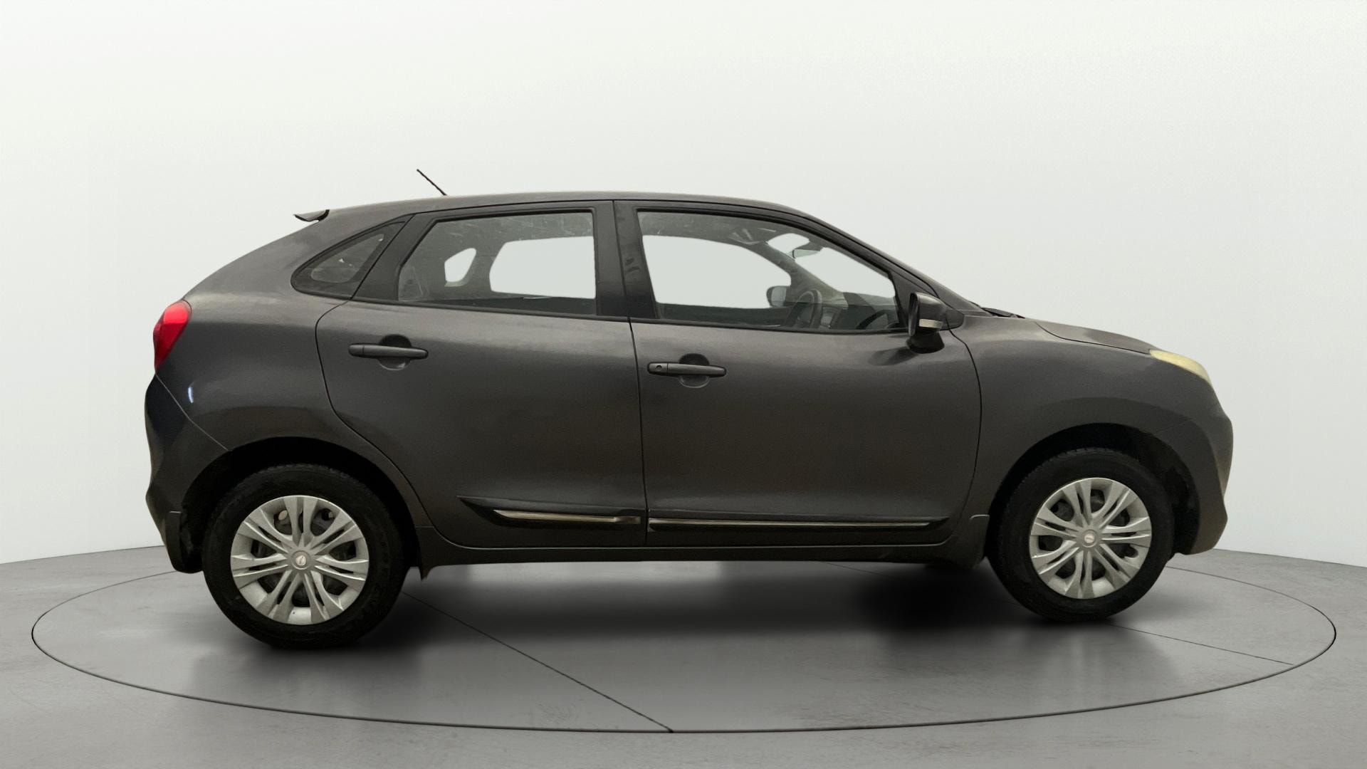 View 2016 Maruti Suzuki 1000 Base Variant Image 8 Used 2016 Maruti Suzuki 1000 Base Variant Image 8