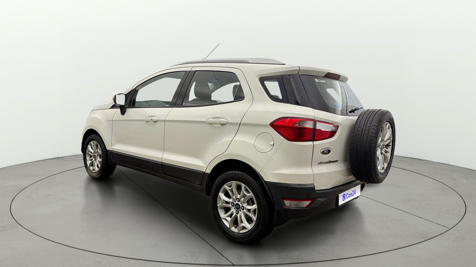 View 2016 Ford EcoSport 1.5 TDCi Diesel Ambiente BS IV Image 2 Used 2016 Ford EcoSport 1.5 TDCi Diesel Ambiente BS IV Image 2