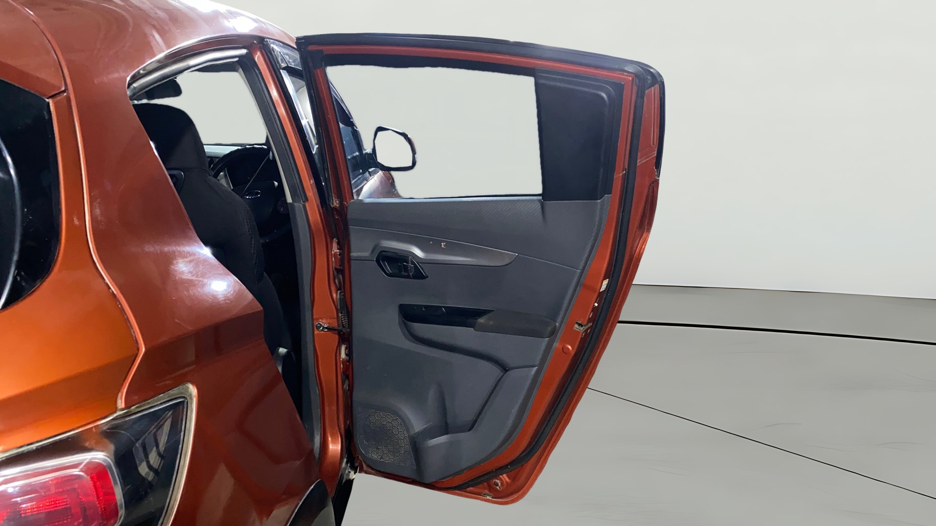 Used 2018 Mahindra KUV100 Used 2018 Mahindra KUV100