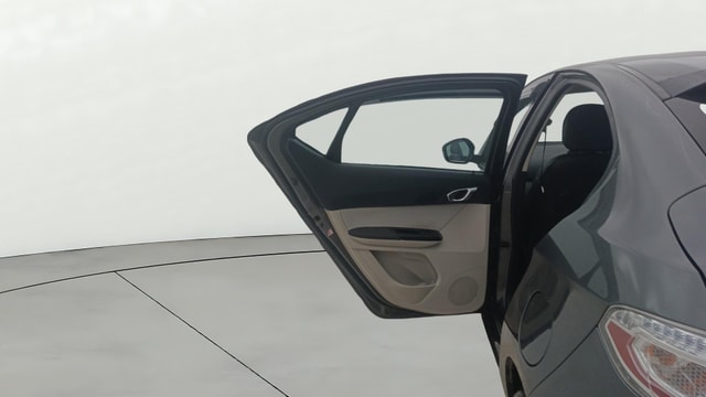 View Tata Tigor Image 22 Used Tata Tigor Image 22