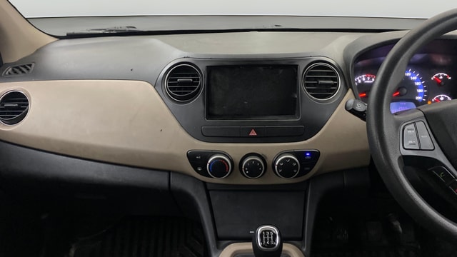 View Hyundai Xcent Image 17 Used Hyundai Xcent Image 17