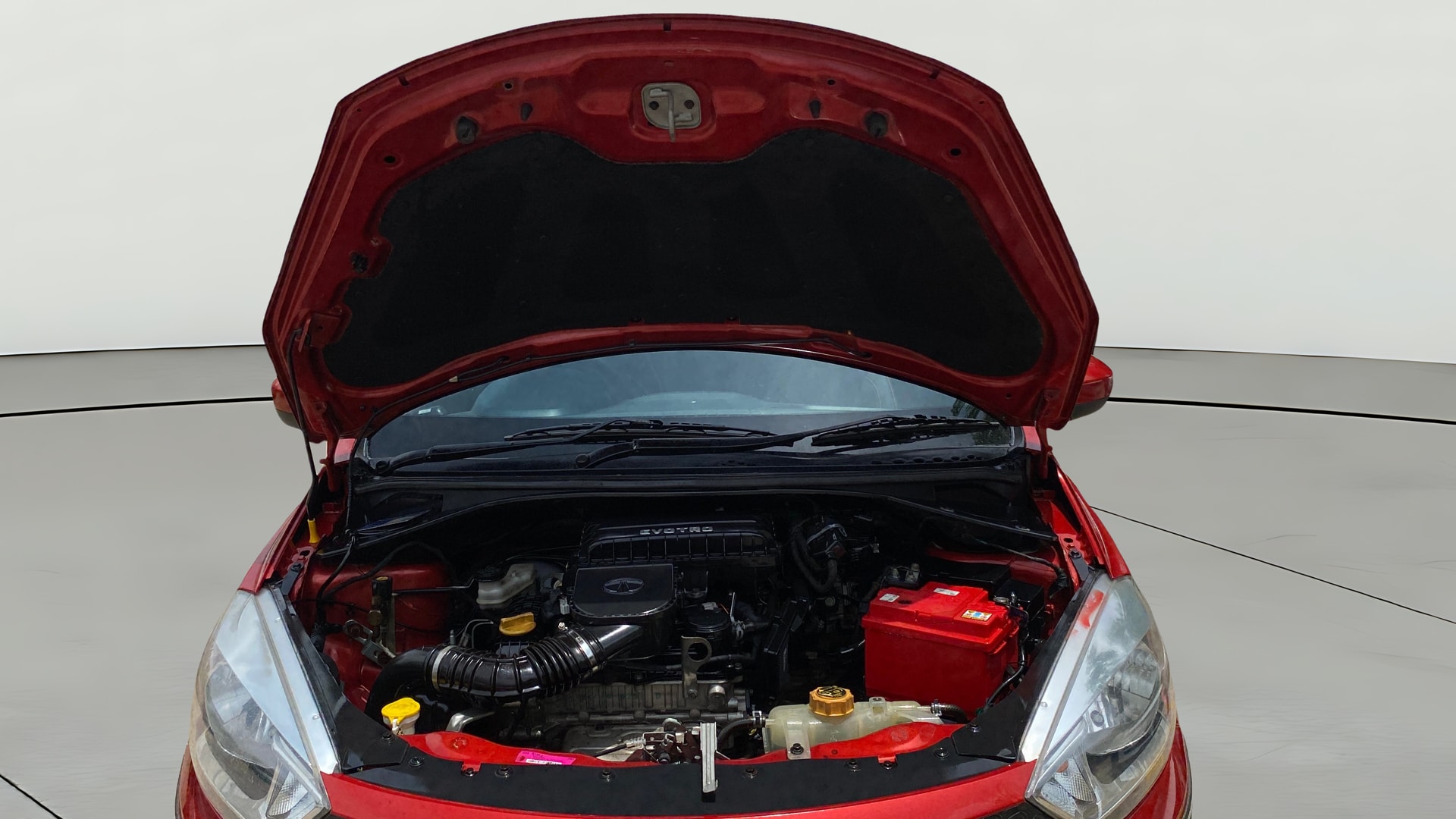 View 2018 Tata Tigor XE Diesel Image 21 Used 2018 Tata Tigor XE Diesel Image 21