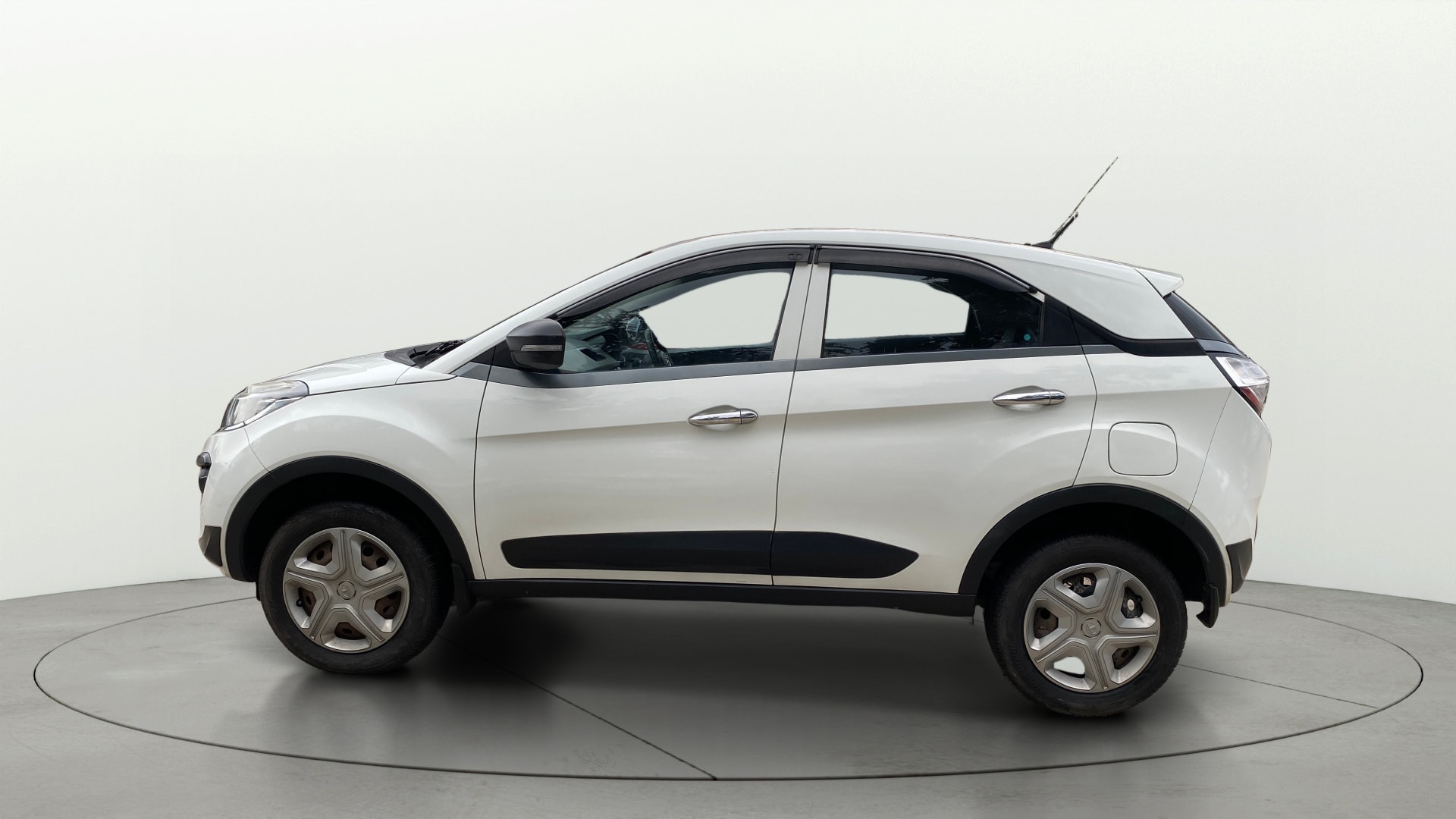 View 2019 Tata Nexon Revotron XM Image 24 Used 2019 Tata Nexon Revotron XM Image 24