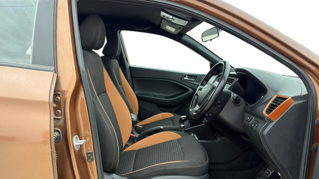 View Hyundai i20 Active Image 17 Used Hyundai i20 Active Image 17