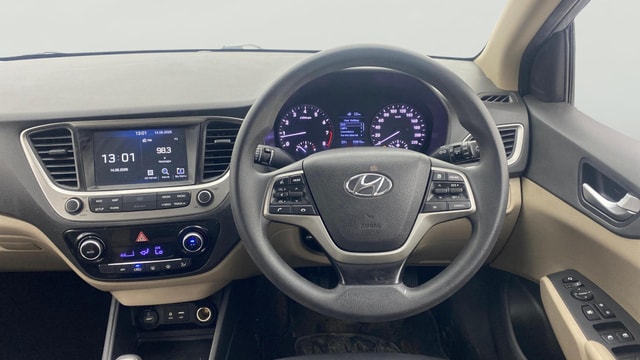 View Hyundai Verna Image 21 Used Hyundai Verna Image 21