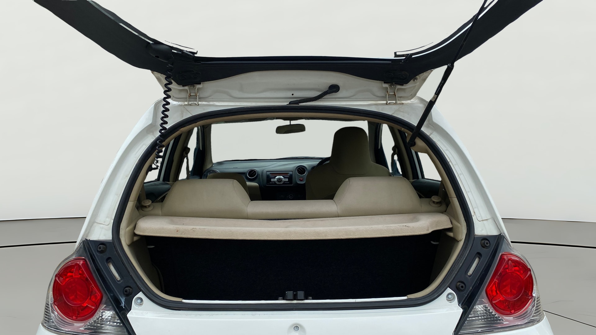 View 2014 Honda Brio VX AT Petrol Image 36 Used 2014 Honda Brio VX AT Petrol Image 36
