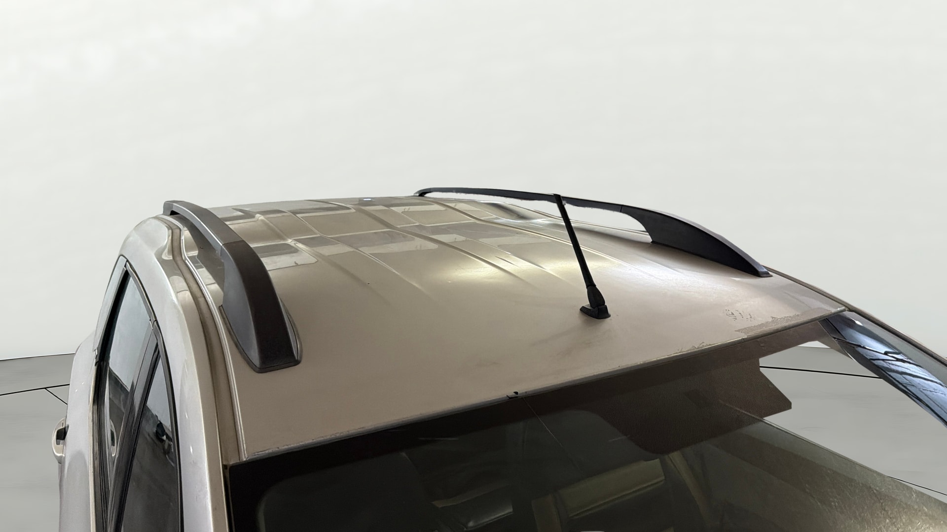 View 2019 Renault Triber RXT Image 6 Used 2019 Renault Triber RXT Image 6