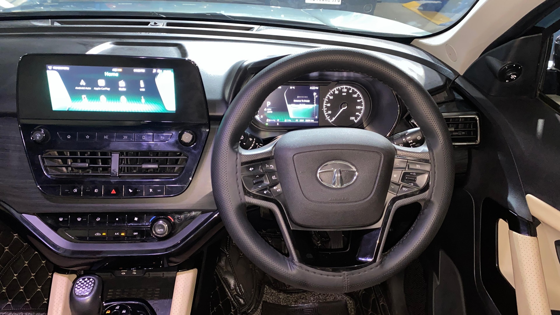 Used 2022 Tata Safari Used 2022 Tata Safari