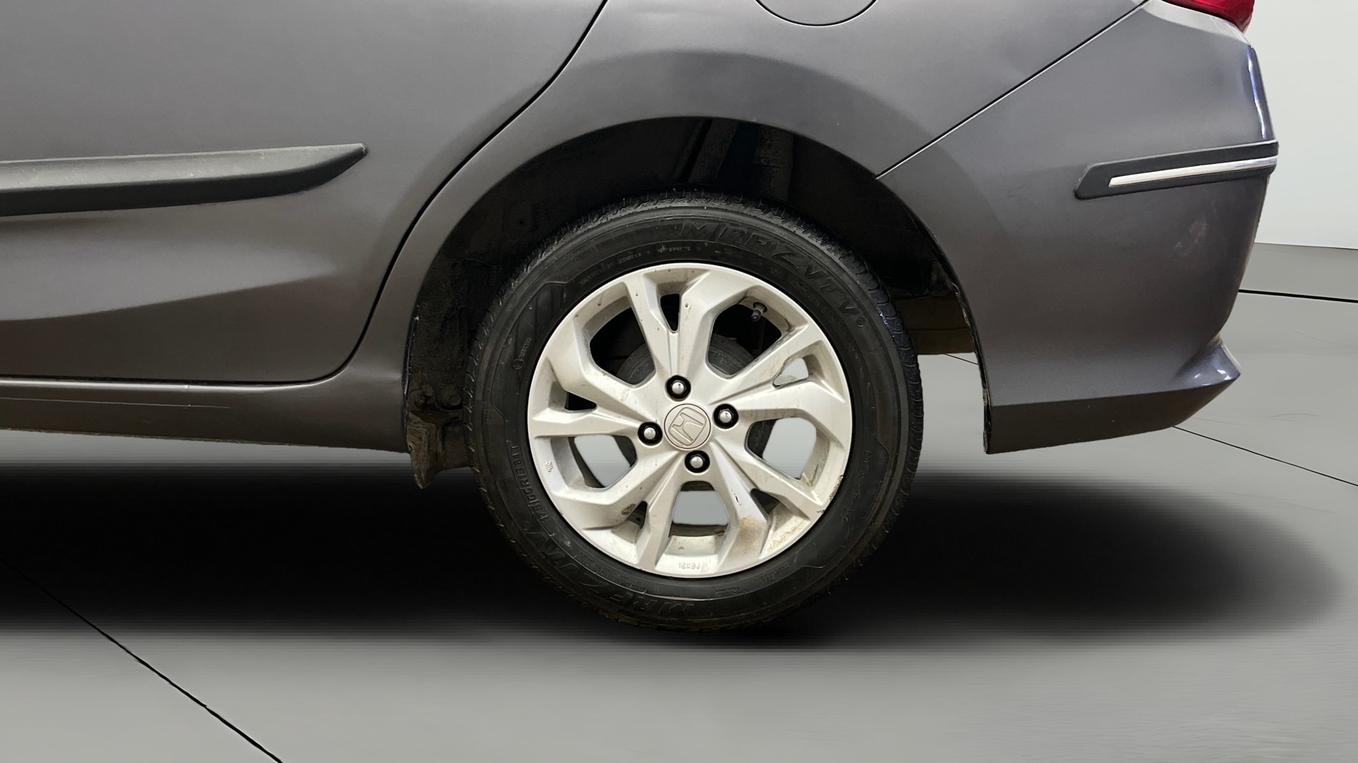 View 2019 Honda Amaze E MT Petrol BS IV Image 7 Used 2019 Honda Amaze E MT Petrol BS IV Image 7