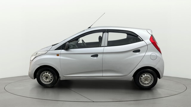 View Hyundai EON Image 5 Used Hyundai EON Image 5