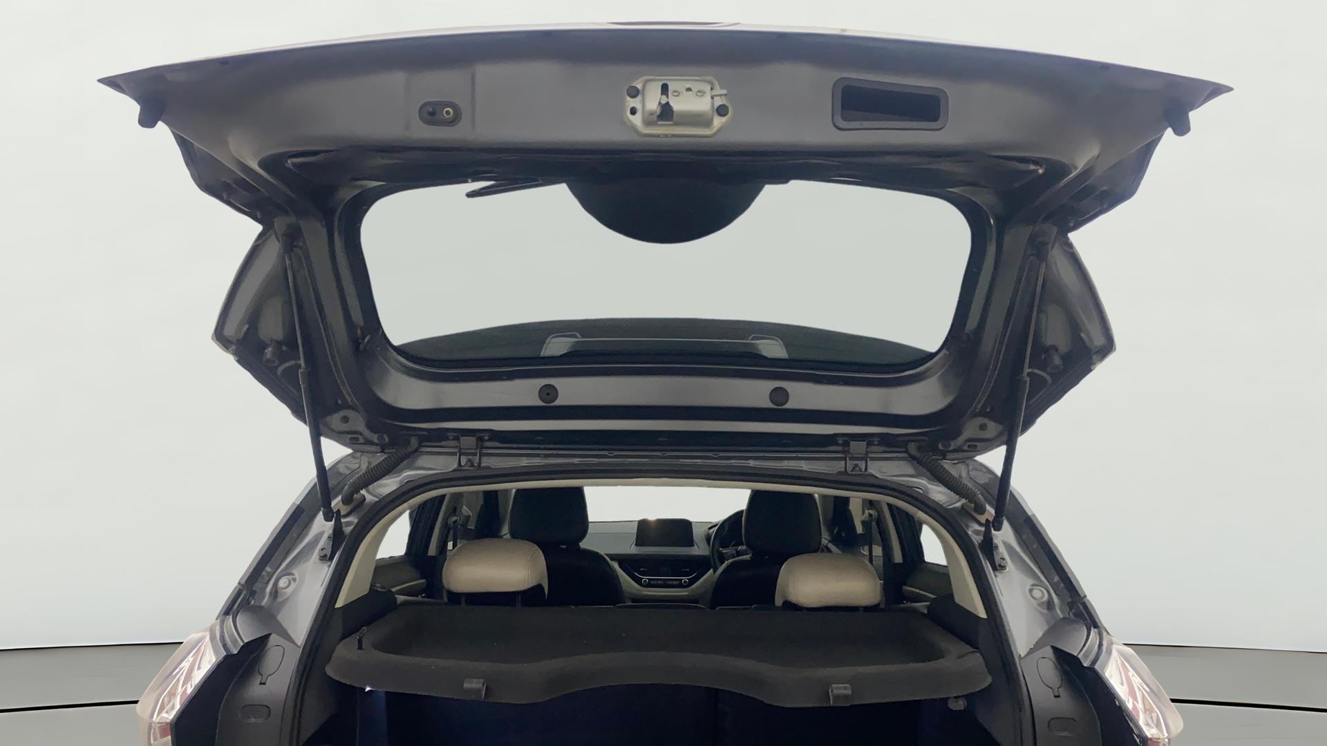 View 2020 Tata Nexon Revotron XE Image 32 Used 2020 Tata Nexon Revotron XE Image 32