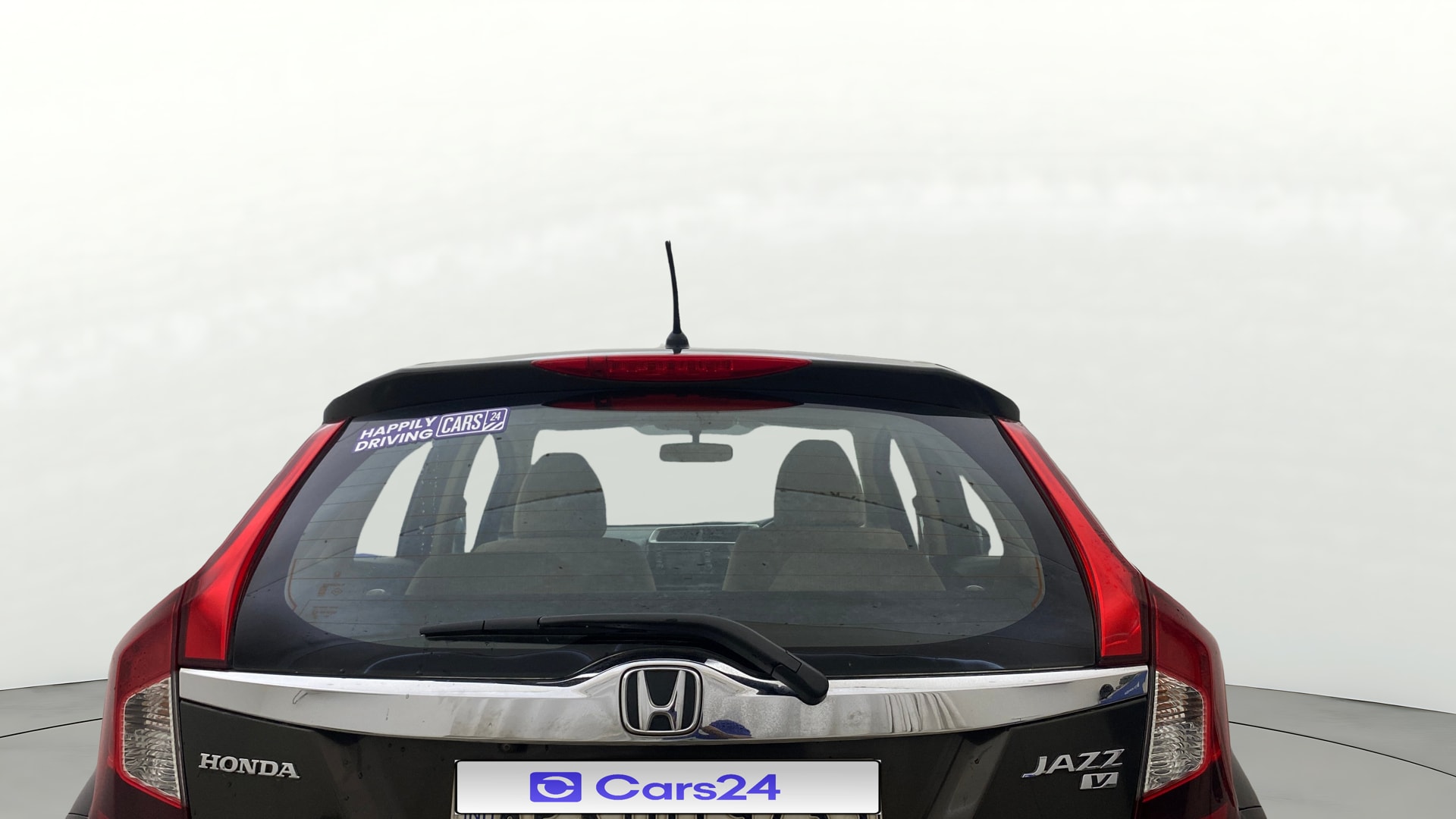 View 2017 Honda Jazz E MT Diesel Image 4 Used 2017 Honda Jazz E MT Diesel Image 4