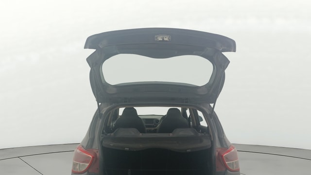 View Hyundai Grand i10 Image 16 Used Hyundai Grand i10 Image 16