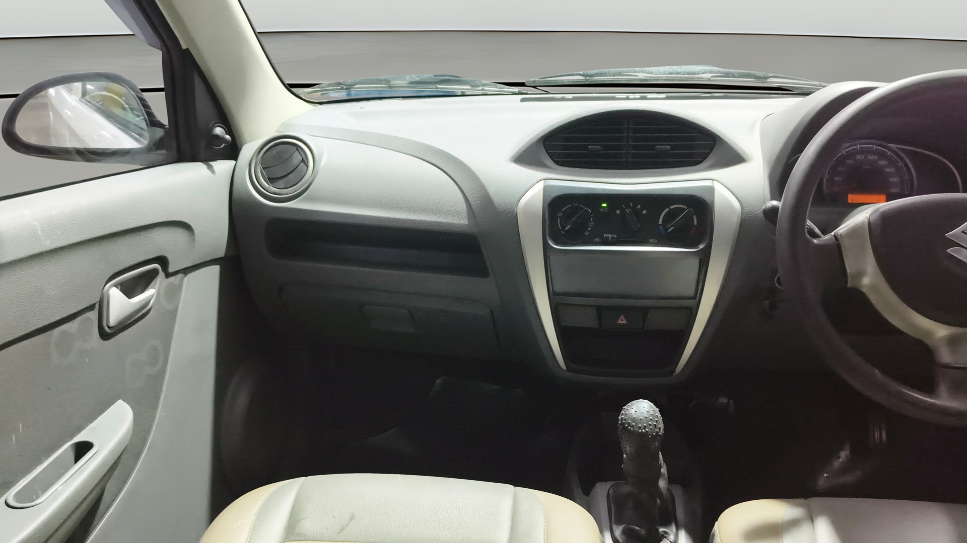 View 2015 Maruti Suzuki Alto 800 LX Image 17 Used 2015 Maruti Suzuki Alto 800 LX Image 17