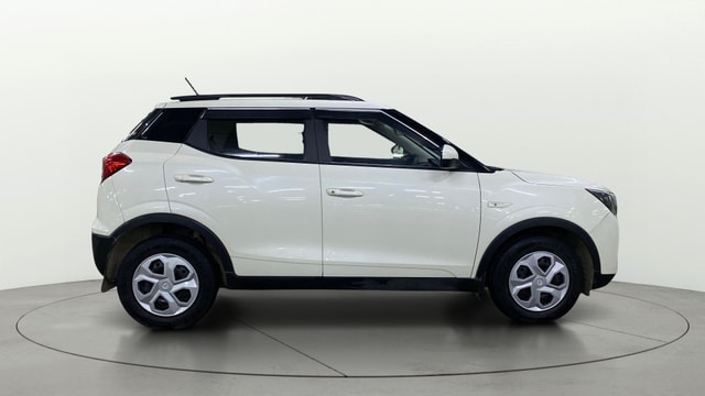 View Mahindra XUV300 Image 8 Used Mahindra XUV300 Image 8