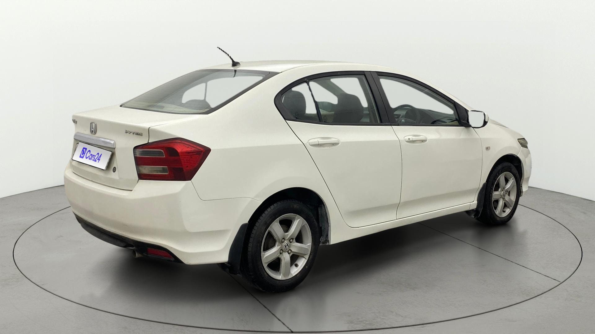 View 2013 Honda City ZX MT Diesel Anniversary Edition Image 41 Used 2013 Honda City ZX MT Diesel Anniversary Edition Image 41