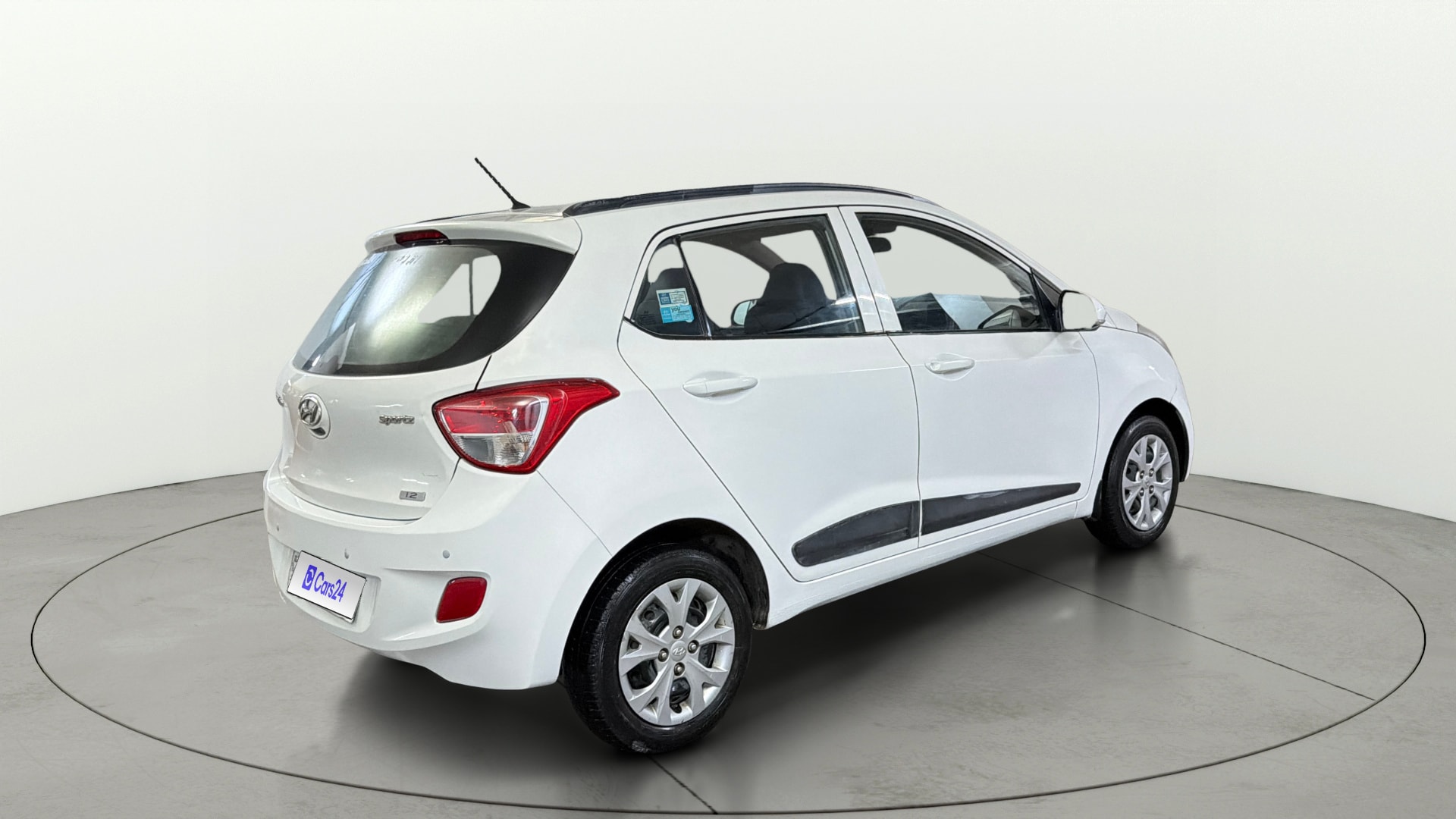 View 2016 Hyundai Grand i10 Sportz 1.2 Kappa Image 41 Used 2016 Hyundai Grand i10 Sportz 1.2 Kappa Image 41