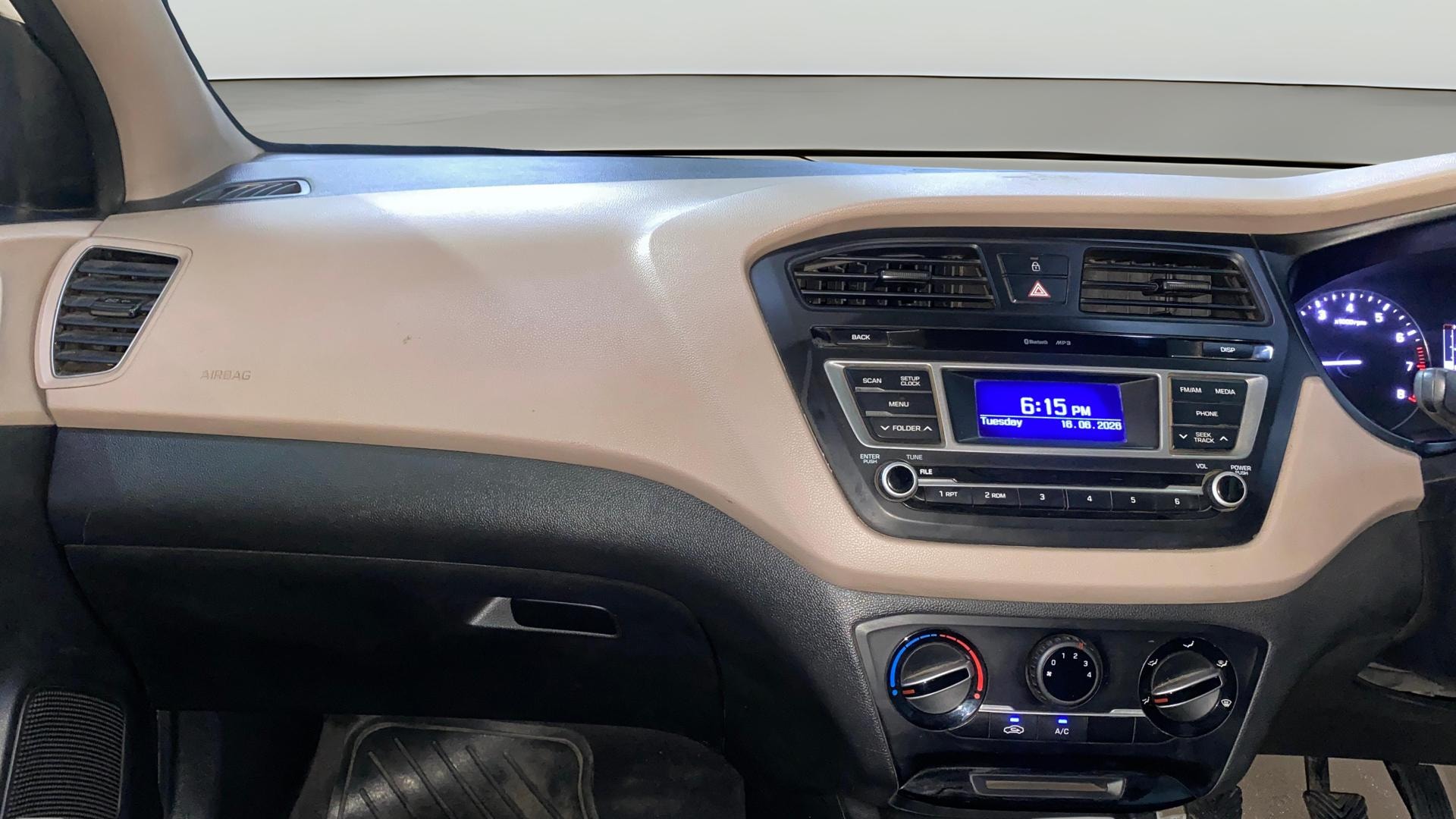 View 2016 Hyundai Elite i20 Magna 1.2 Image 17 Used 2016 Hyundai Elite i20 Magna 1.2 Image 17