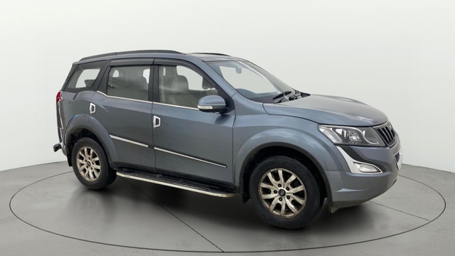 View Mahindra XUV500 Image 38 Used Mahindra XUV500 Image 38