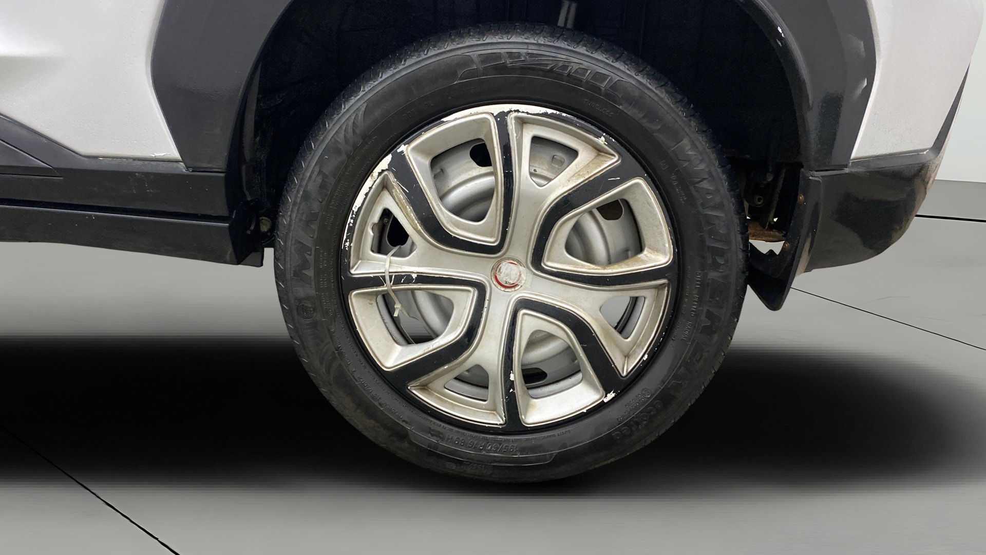 View 2021 Nissan Magnite XE Image 11 Used 2021 Nissan Magnite XE Image 11