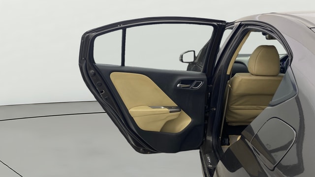 View Honda City ZX Image 23 Used Honda City ZX Image 23