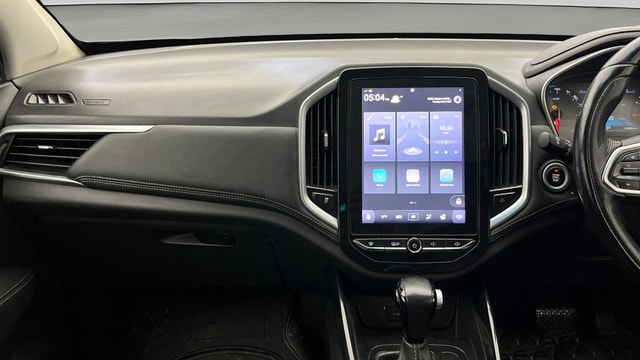 View MG Hector Image 18 Used MG Hector Image 18