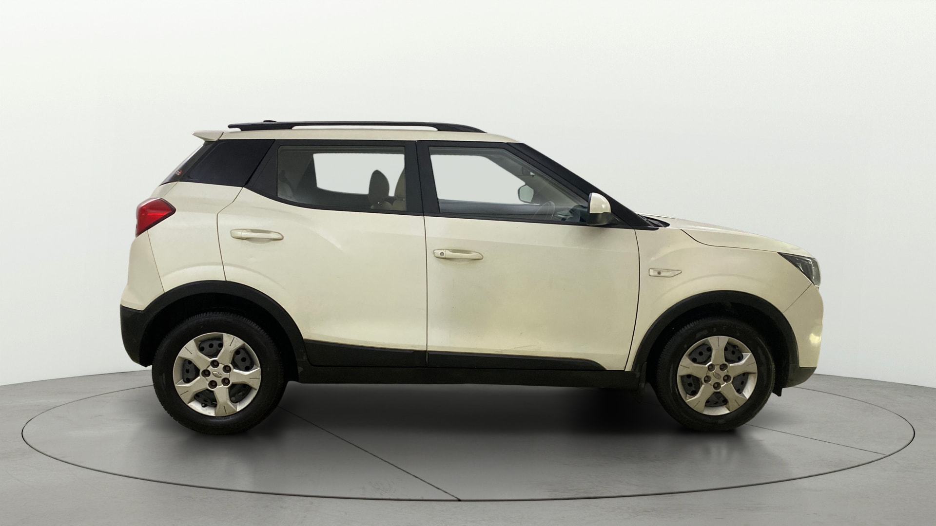 Used 2019 Mahindra XUV300 Used 2019 Mahindra XUV300
