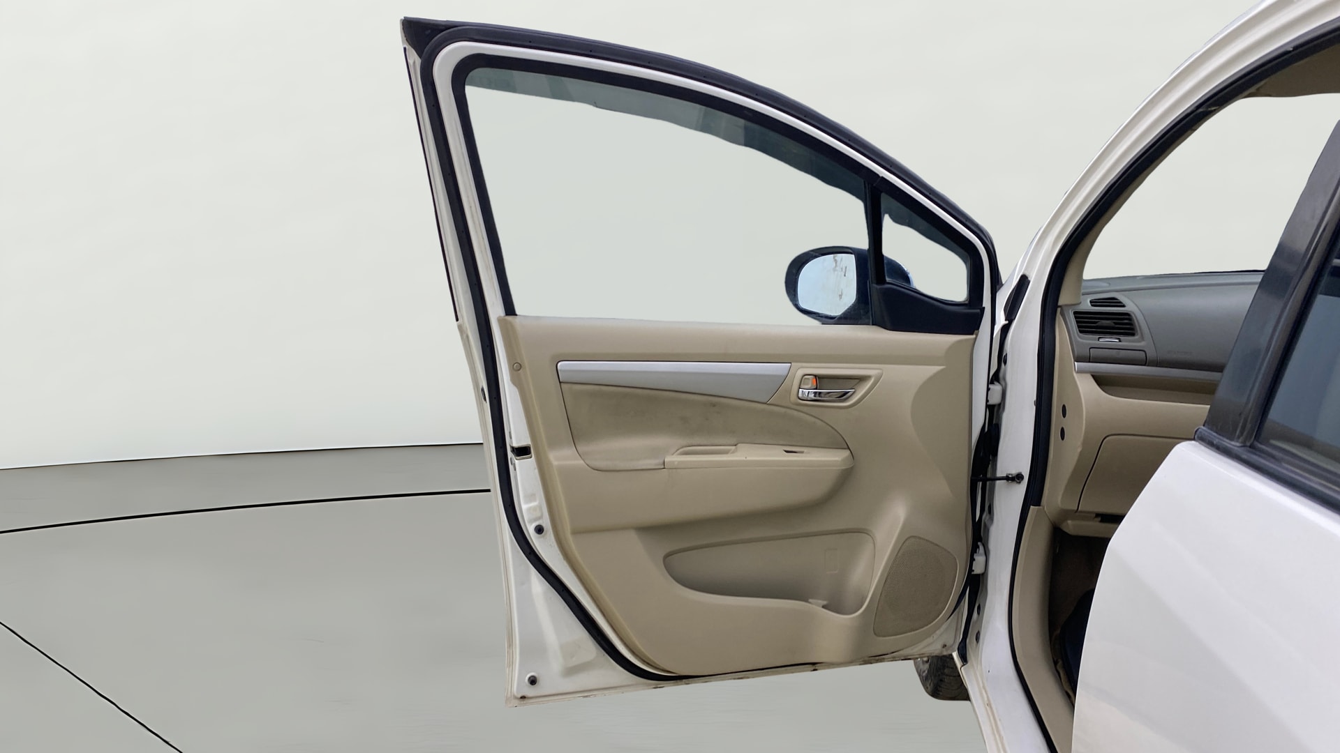 View 2016 Maruti Suzuki 1000 Base Variant Image 31 Used 2016 Maruti Suzuki 1000 Base Variant Image 31