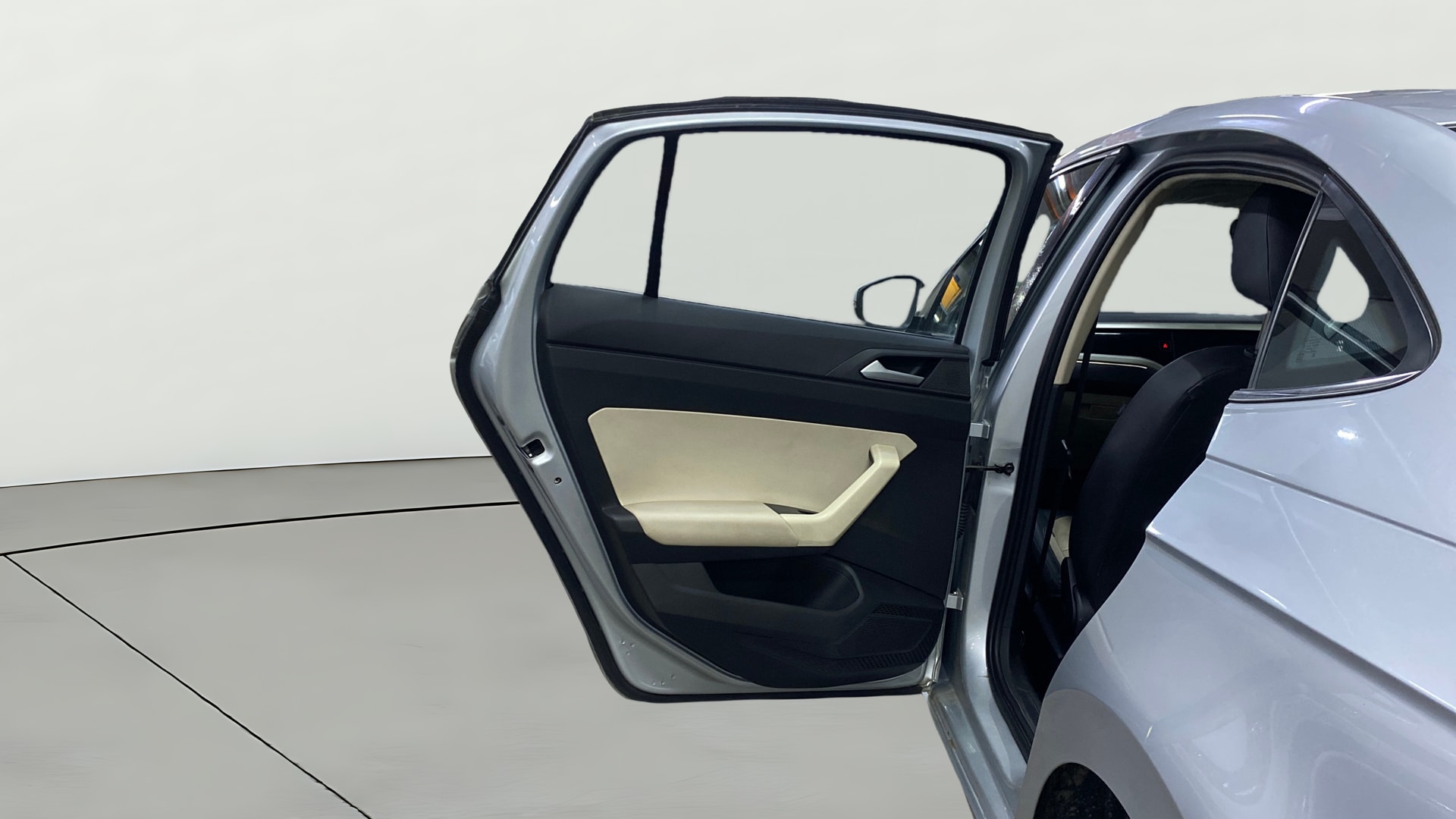 View 2022 Volkswagen Virtus Topline 1.0 TSI MT Image 15 Used 2022 Volkswagen Virtus Topline 1.0 TSI MT Image 15