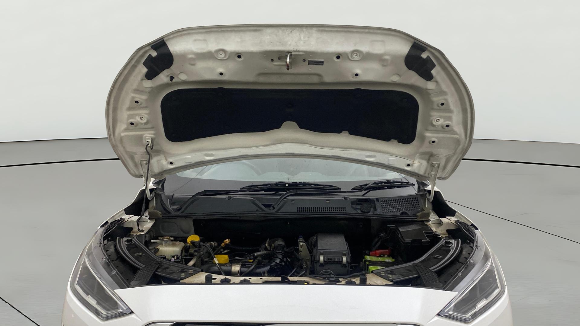 View 2022 Nissan Magnite Turbo XV Premium CVT Image 20 Used 2022 Nissan Magnite Turbo XV Premium CVT Image 20