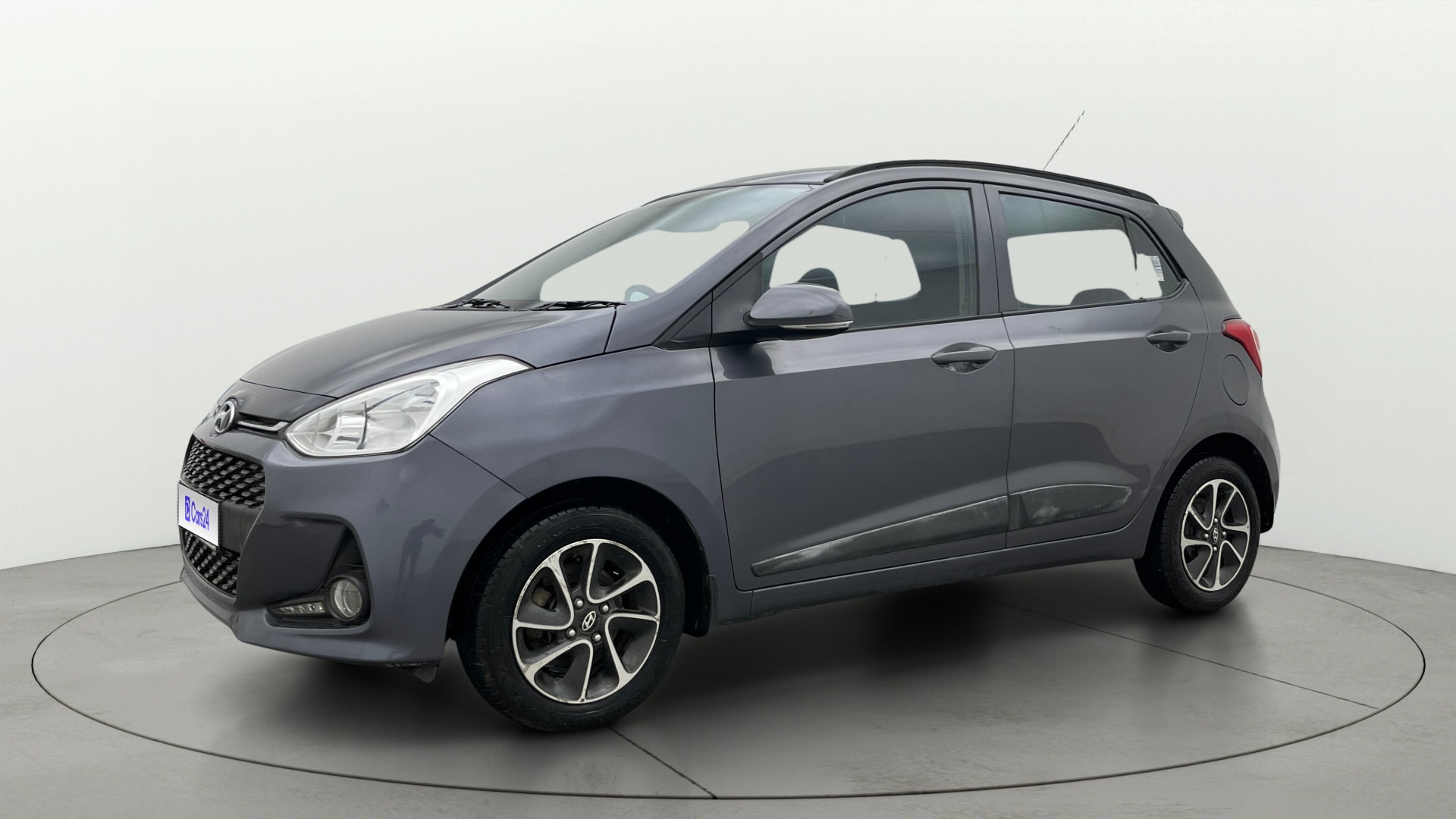 View 2017 Hyundai Grand i10 1.2 Sportz Petrol AT Image 35 Used 2017 Hyundai Grand i10 1.2 Sportz Petrol AT Image 35