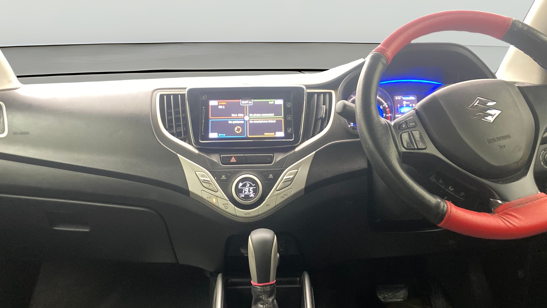 View 2018 Maruti Suzuki 1000 Base Variant Image 18 Used 2018 Maruti Suzuki 1000 Base Variant Image 18