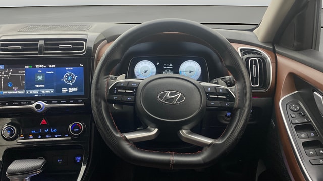 View Hyundai Alcazar Image 14 Used Hyundai Alcazar Image 14